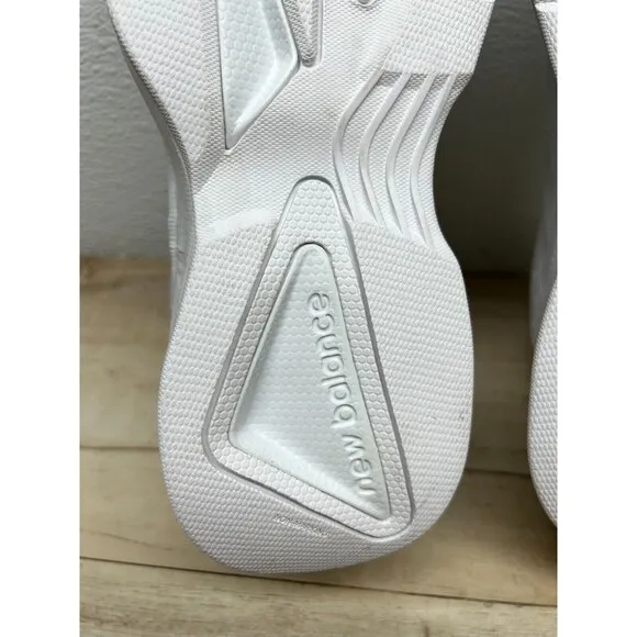 2019 New Balance 409 White Mens Athletic Sneakers Size 9 Medium D Wide NOS