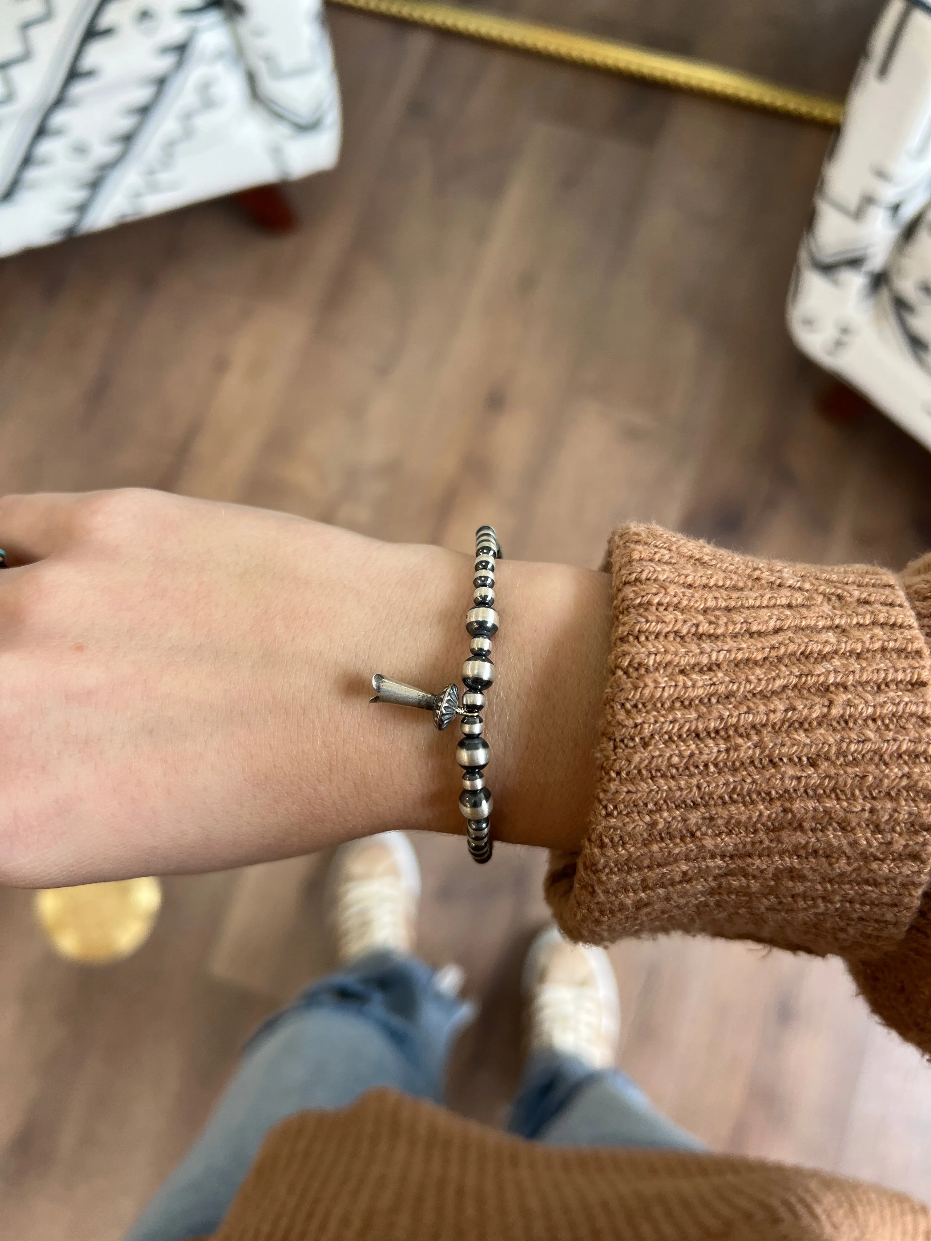 4mm Navajo Pearl Stretch Bracelet with Blossom