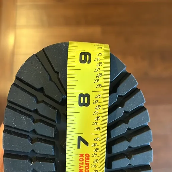 Akid Shoes