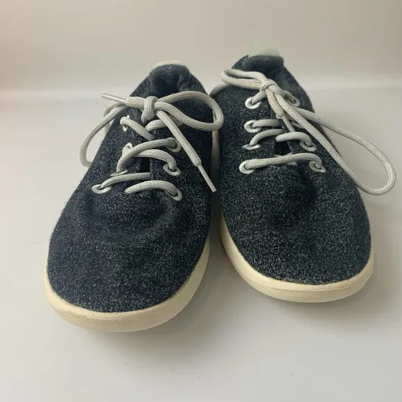 Allbirds Sneakers Size M8 Superfine NZ Merino Wool Runners