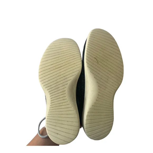 Allbirds Sneakers Size M8 Superfine NZ Merino Wool Runners