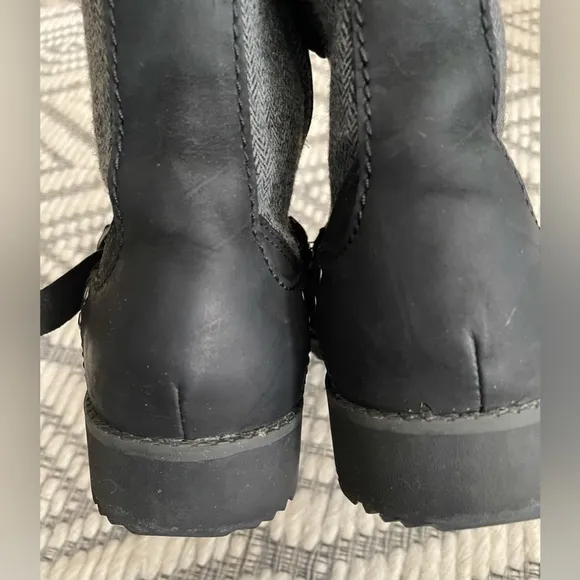 Eddie Bauer women’s Boots Black Gray Size 11 - EUC