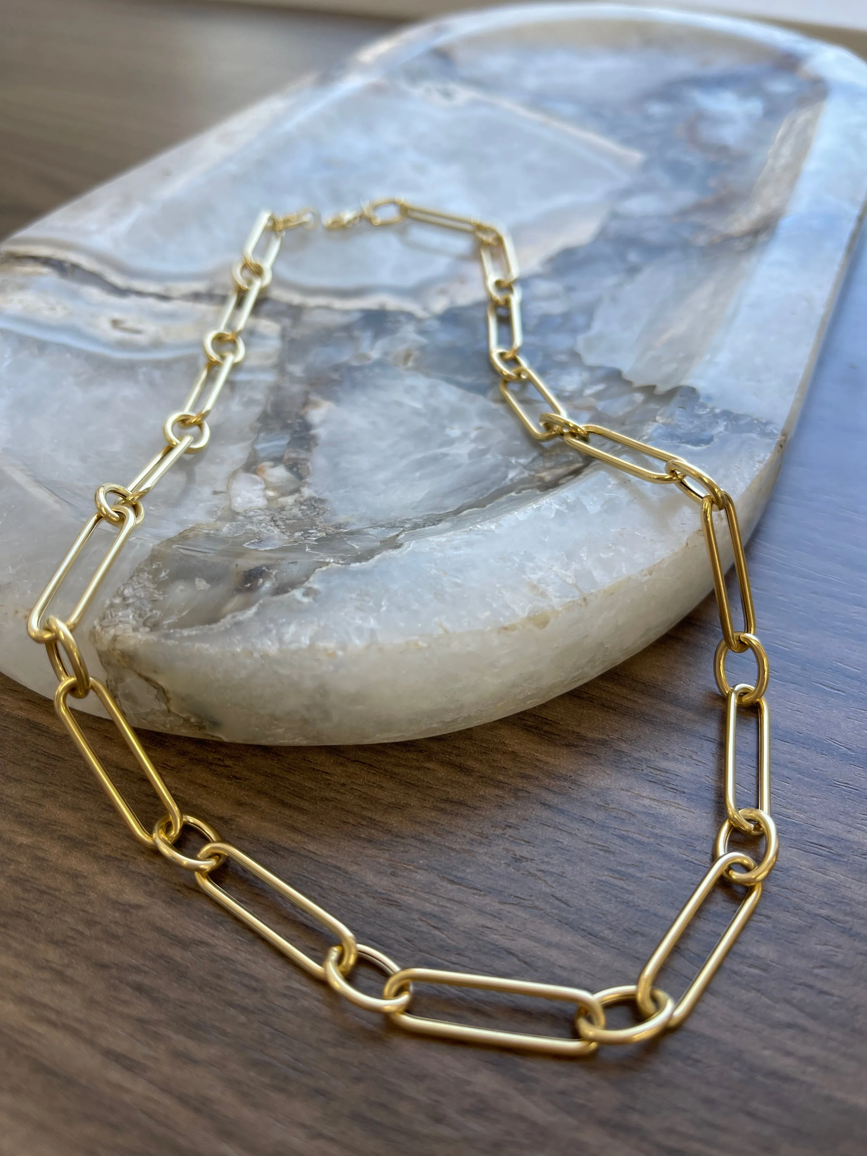 ESSENTIAL CIRCLE LINK CHAIN