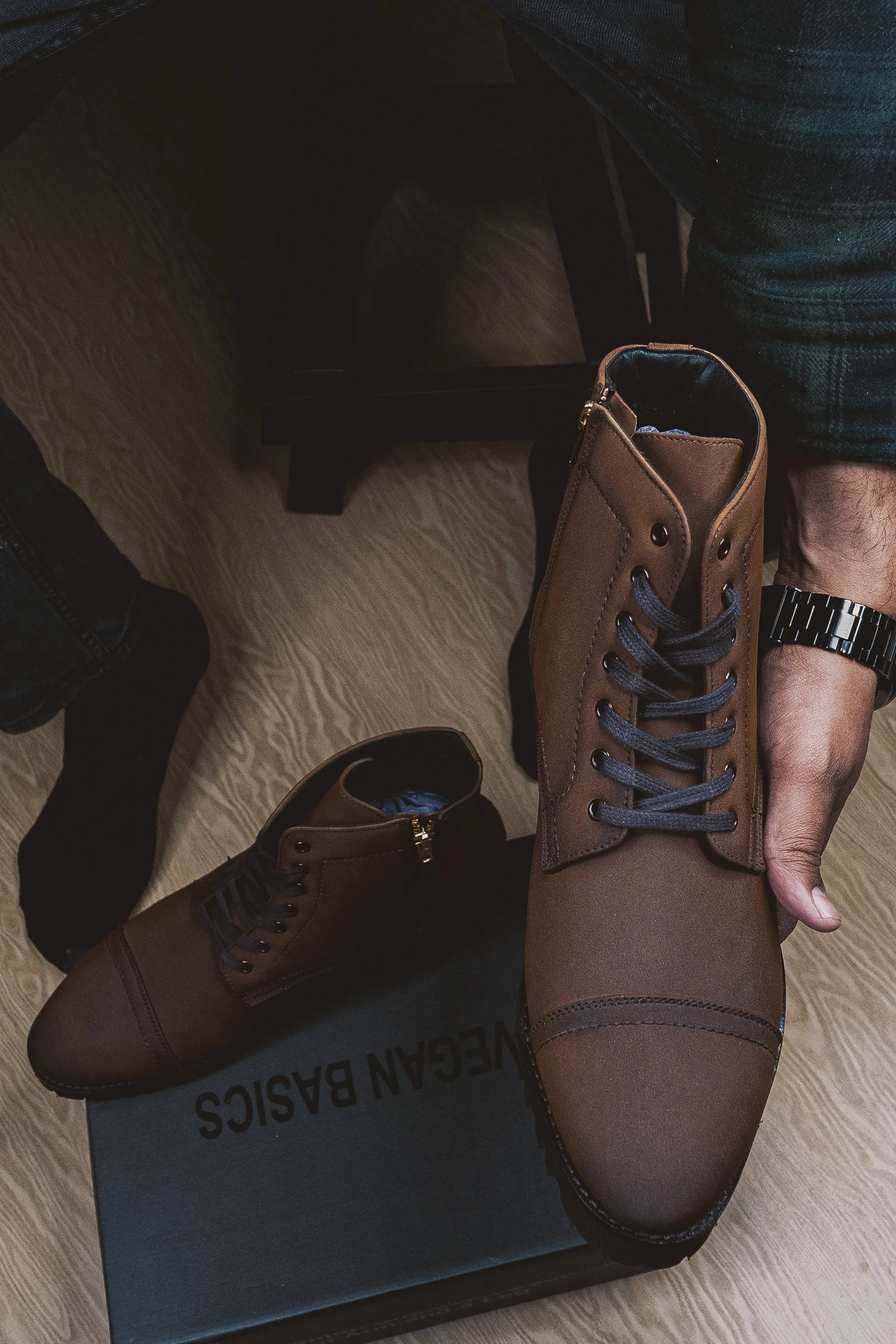 Magistrate Tobacco Boots