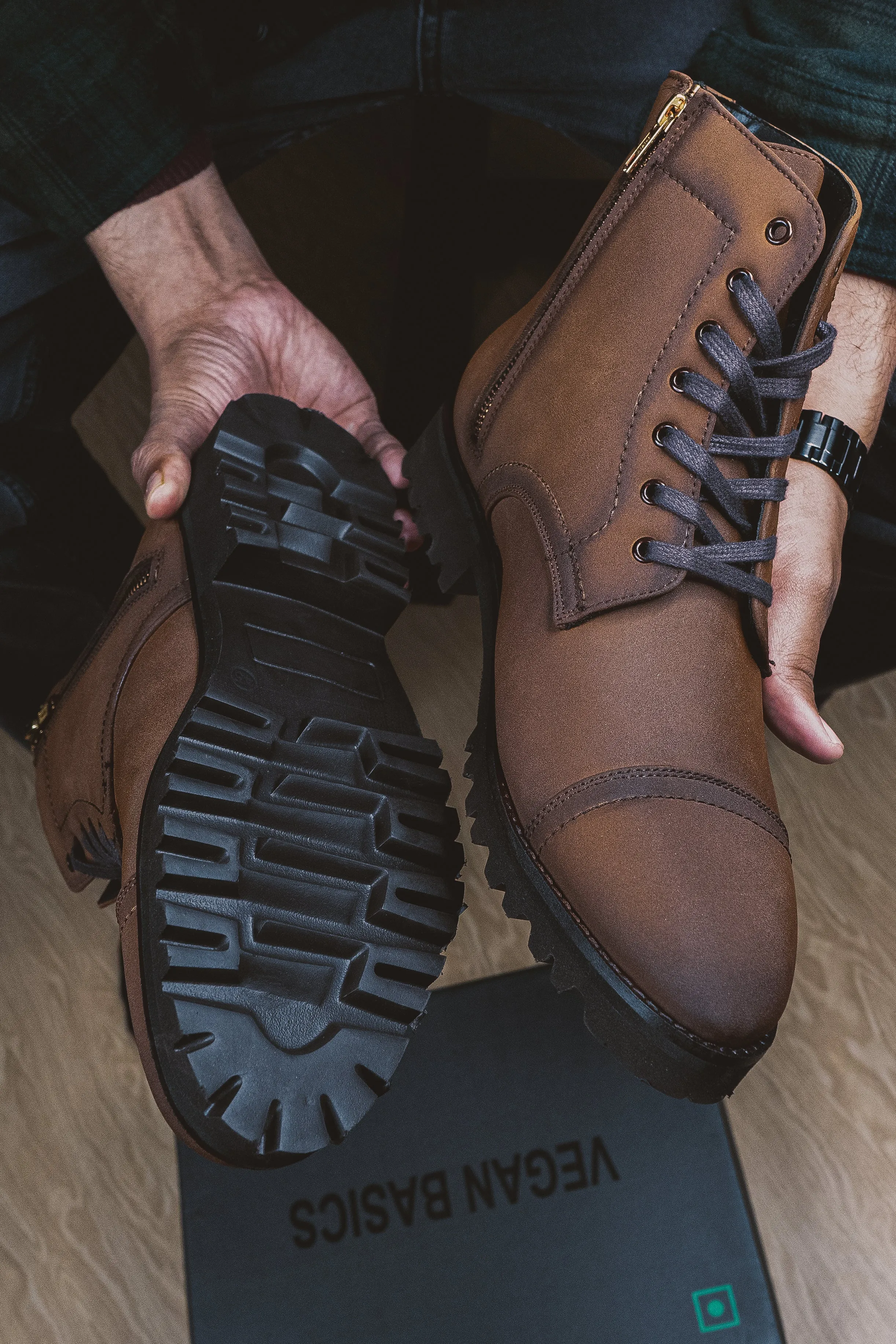 Magistrate Tobacco Boots