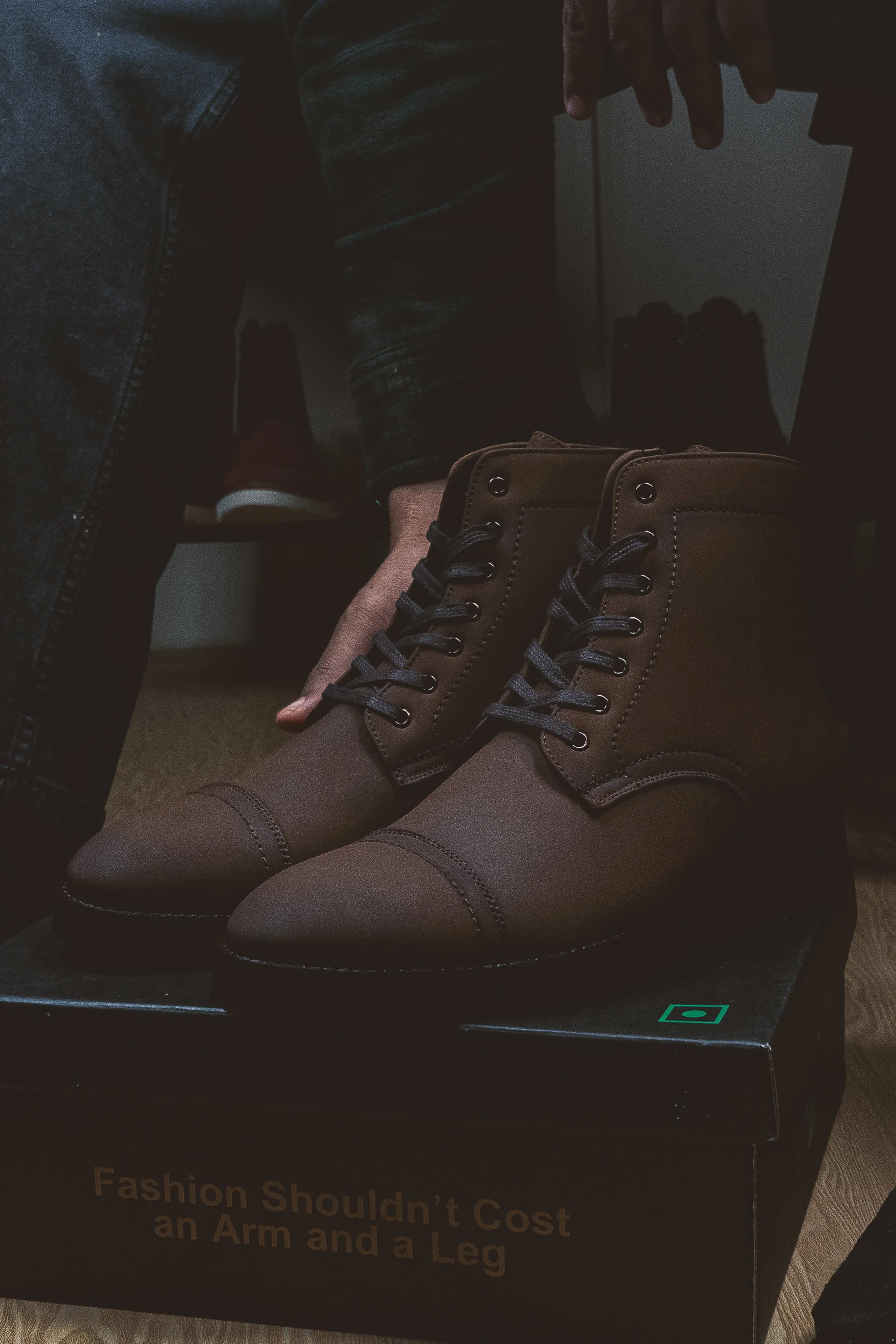 Magistrate Tobacco Boots