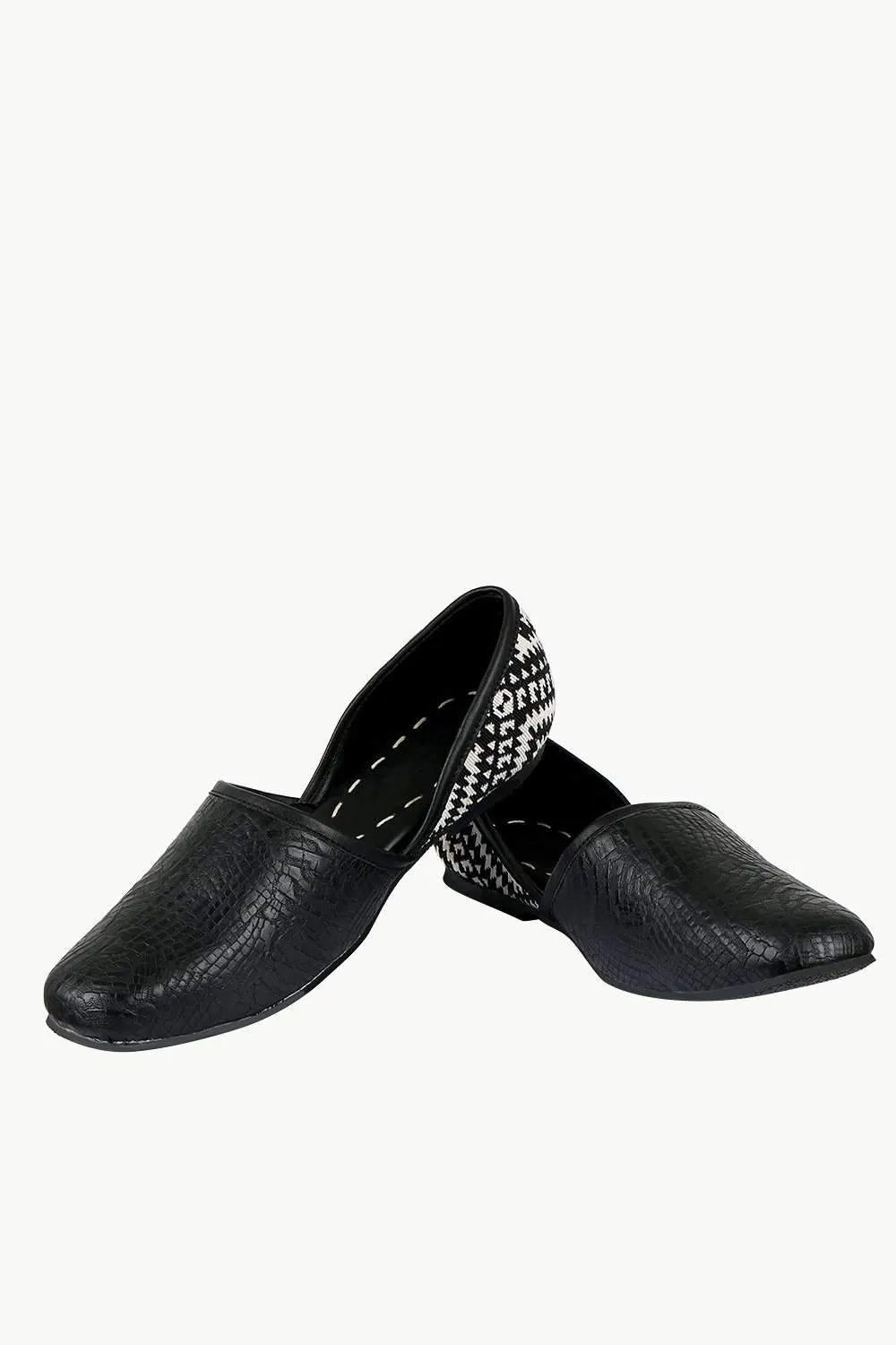 Men's Faux Leather Black Juttis