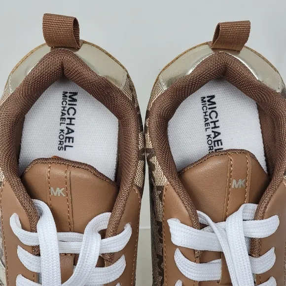 MICHAEL KORS Beige Cream White Gold Kerrie 2.0 Girls Size 3 Tan Sneakers New