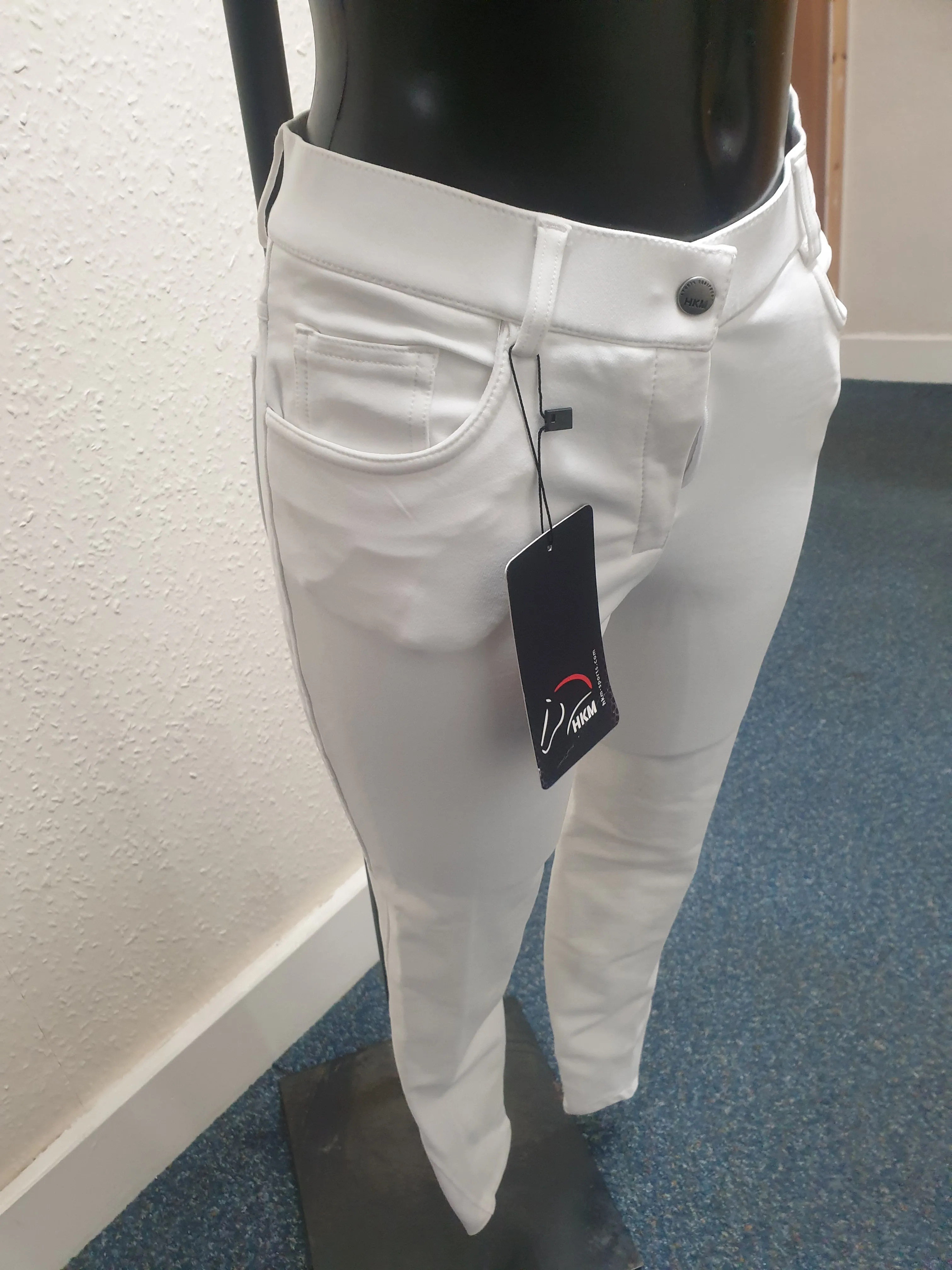 💥NEW💥  HKM size 8 white Breeches FREE POSTAGE  🟢