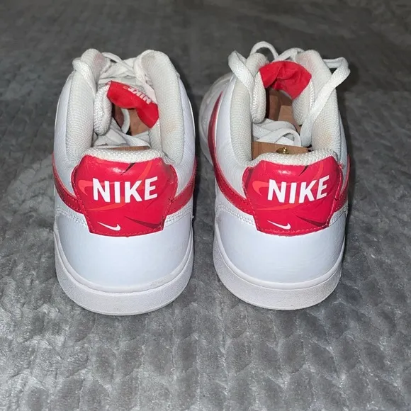 Nike Court Vision Low White Red Sneakers Men’s Size 11.5.
