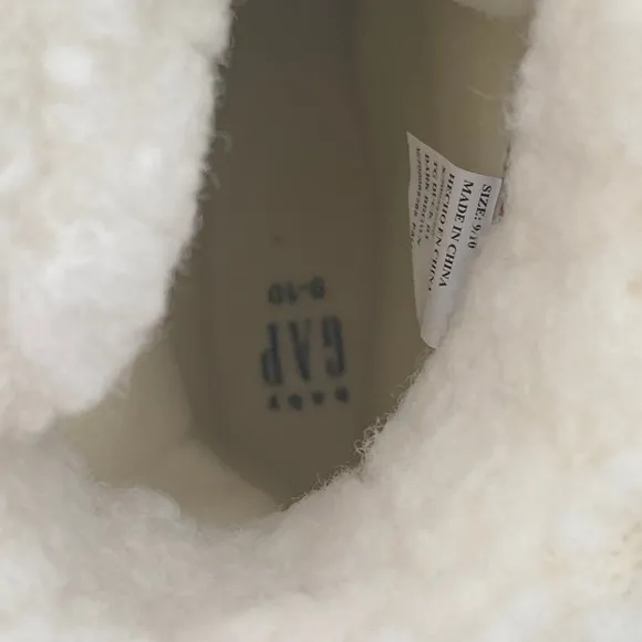 NWT Gap BabyGap Toddler Sherpa Lined Thinsulate Boots (Size 9-10)