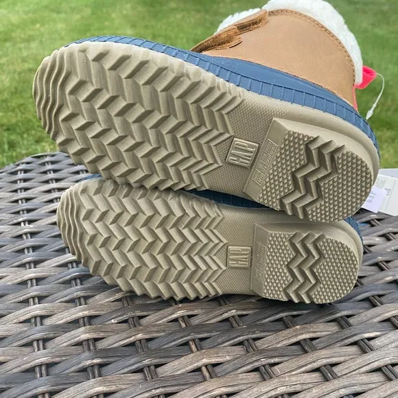NWT Gap BabyGap Toddler Sherpa Lined Thinsulate Boots (Size 9-10)