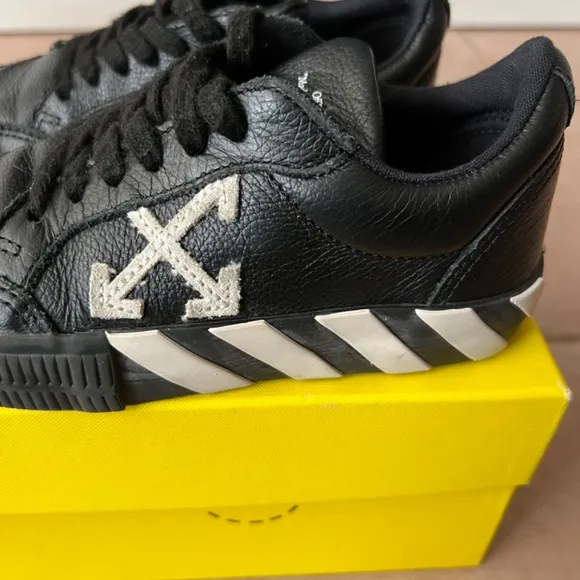 Off-White Kids Vulcanized Lace Up Black/White Size IT 30/ US 12.5