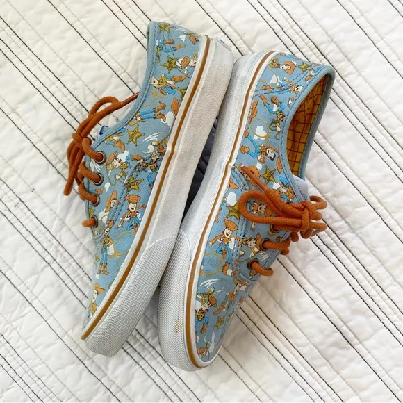 RARE Vans × Disney Toy Story Woody Authentic Sneakers Limited Edition Kids 3.5