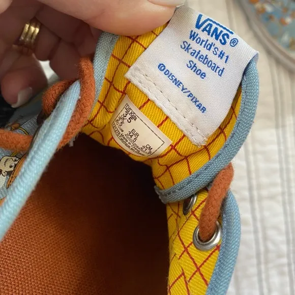 RARE Vans × Disney Toy Story Woody Authentic Sneakers Limited Edition Kids 3.5