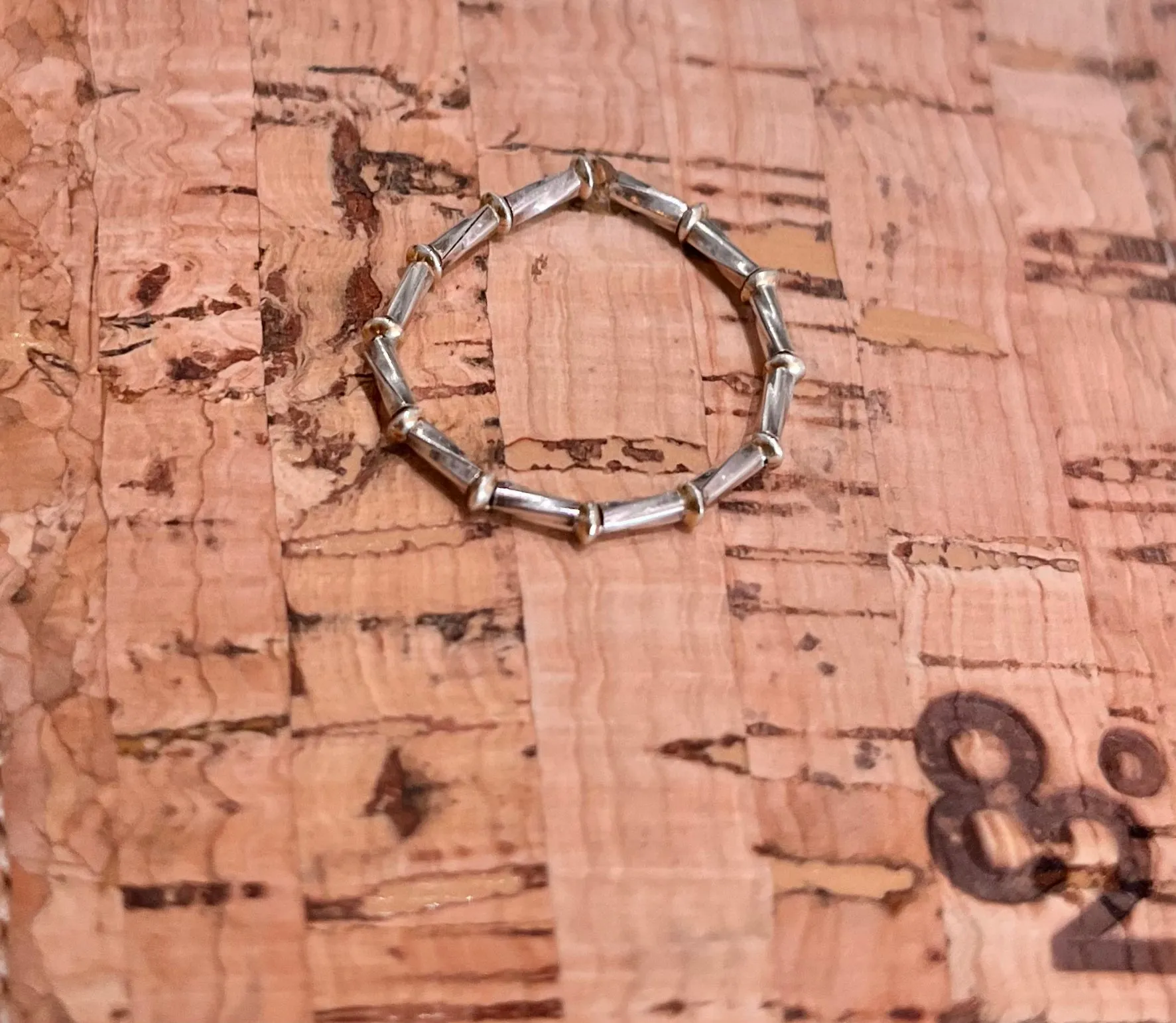 Sparkling Silver stretch ring