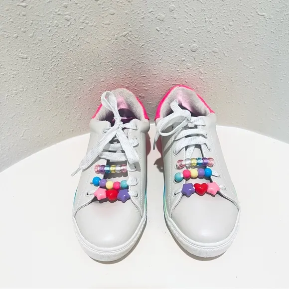 Steve Madden Big Kids Girls Charmi White Rainbow Sneakers Size 4 NWT