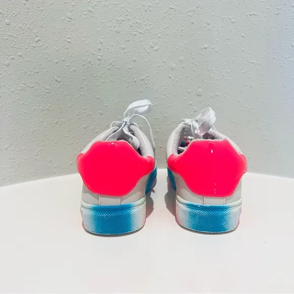 Steve Madden Big Kids Girls Charmi White Rainbow Sneakers Size 4 NWT
