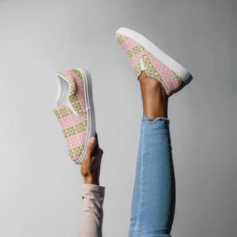 Trendy Canvas Shoes Pink Geometric Floral Pattern
