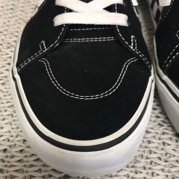 Vans Checkerboard Low Top Sneakers